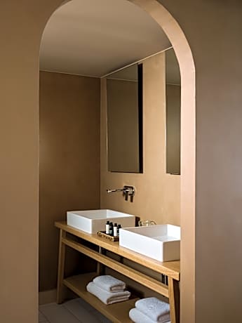 Two Bedroom Bungalow Sea View