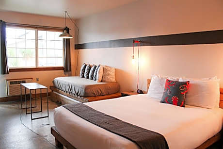 Superior Queen Room