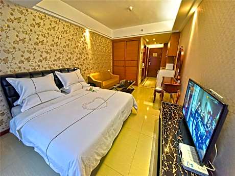 City View Queen Room