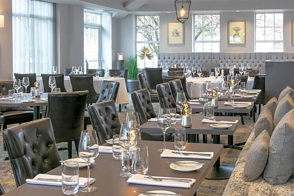 Best Western Plus Windmill Village Hotel