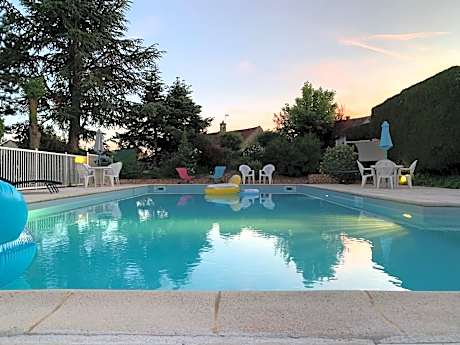 Brit Hotel Dak Hotel