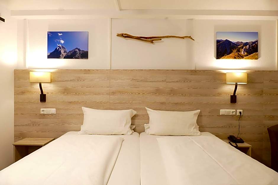 Altstadthotel "Zum Hechten"