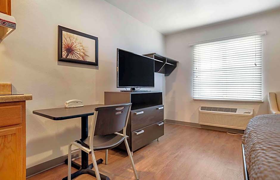 Extended Stay America Select Suites - Pensacola - Northeast