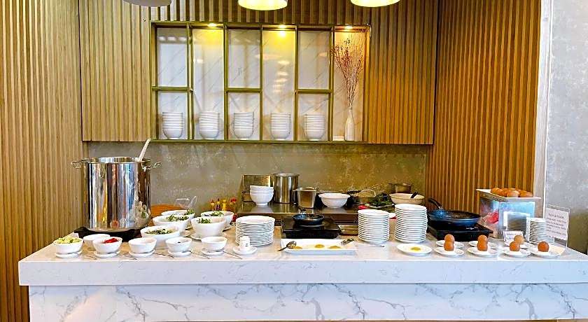 Ibis Saigon South Hotel