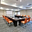 Holiday Inn Express Hotel & Suites - Irving Convention Center - Las Colinas By IHG
