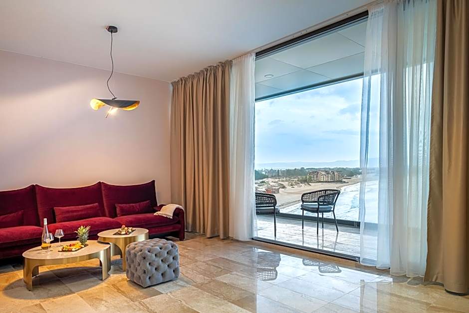 Paradiso Dreams Hotel