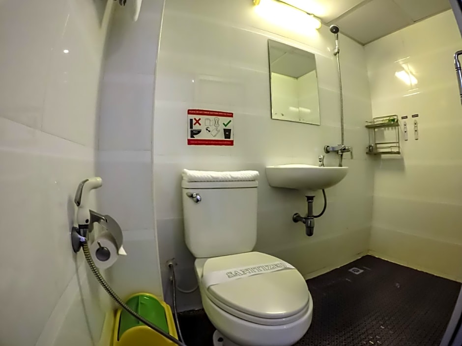 Clover City Center Hotel