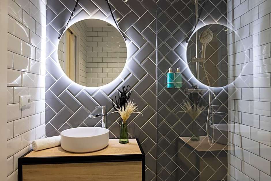 FLORIT FLATS - The Serreria Rooms