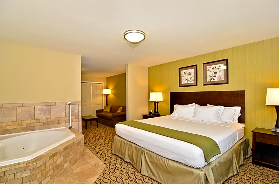 Holiday Inn Express Hotel And Suites Williston By IHG