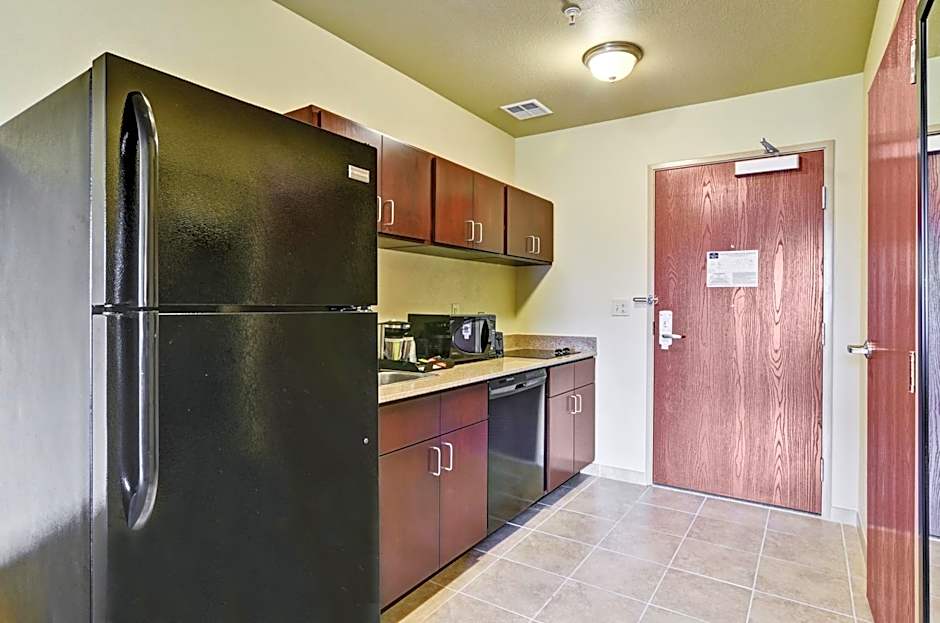 Cobblestone Inn & Suites - Ambridge