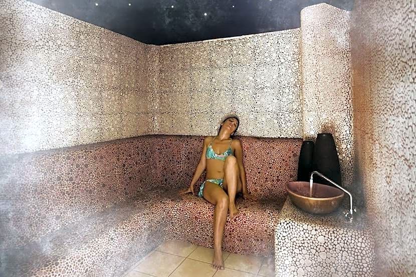 Marylanza Suites & Spa