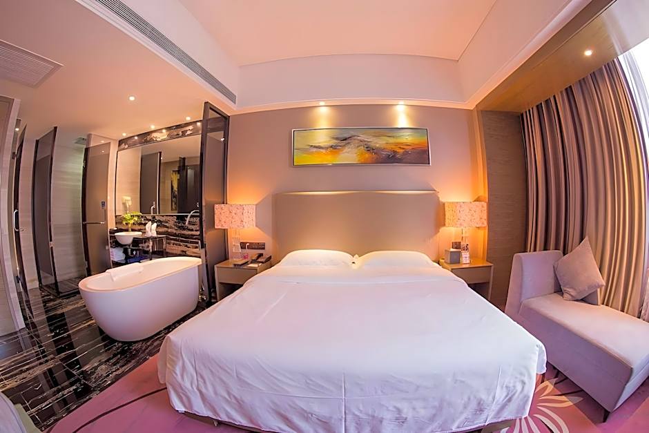 La Perle International Hotel