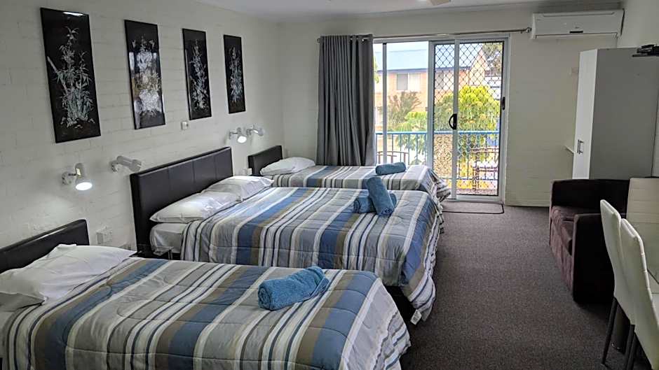 Harrington Village Motel