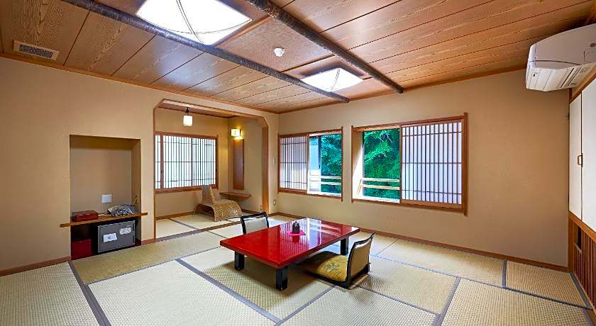 Shima Onsen Toshimaya