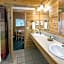 Rock Crest Lodge & Cabins