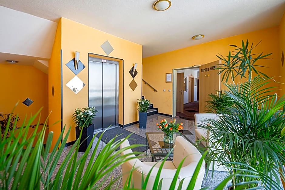 Europa Hotel Garni free parking