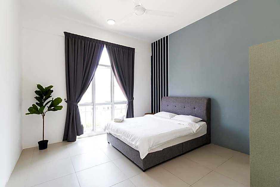 DreamScape Studio @ Golden Hill Cameron