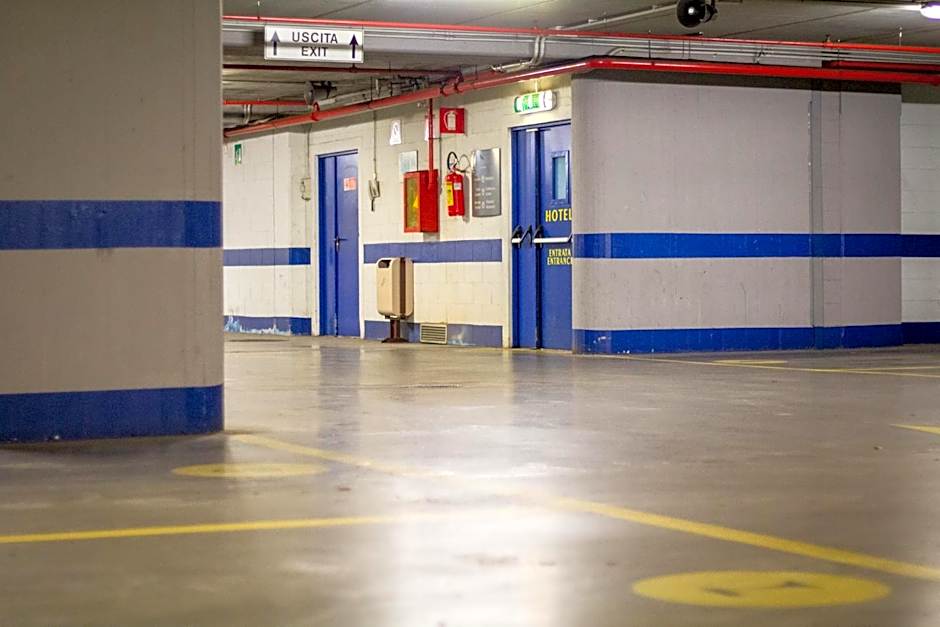 Pacific Hotel Fortino