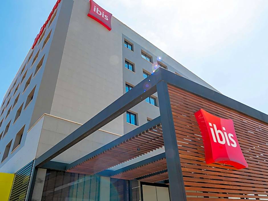 ibis Lavras