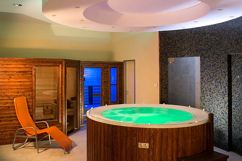 Erzsébet Királyné Szálloda