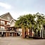 Country Inn & Suites by Radisson, Des Moines West, IA