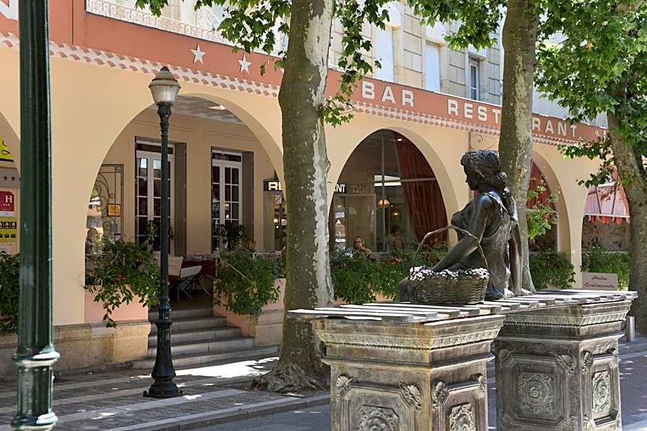 Logis Hotel Restaurant Grand Hotel de Lyon