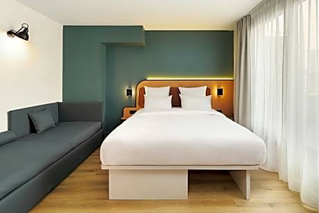 Moxy Sleeper Triple