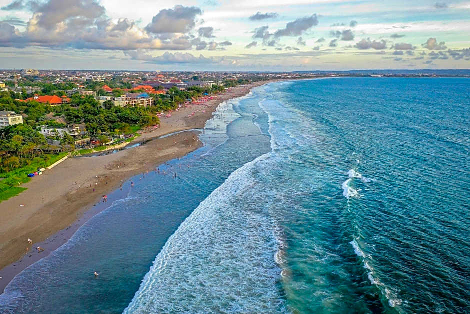 FRii Bali Echo Beach Hotel