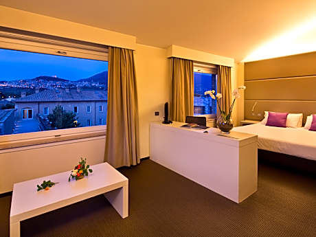 Junior Suite With View