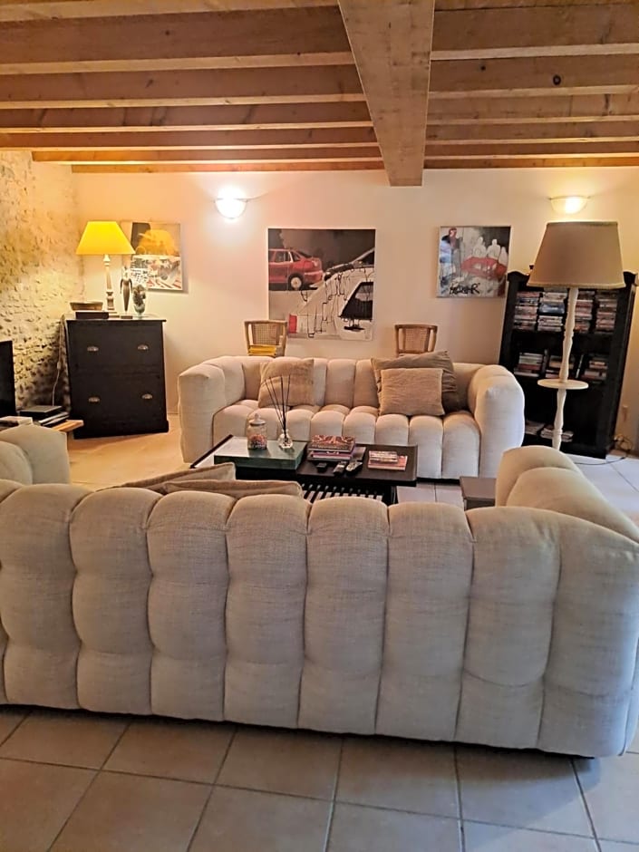 Gite du Calme 3 Star Bed & Breakfast Cognac