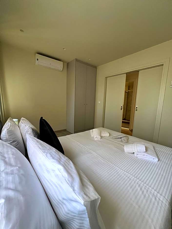 Athenian Retreat Penthouses