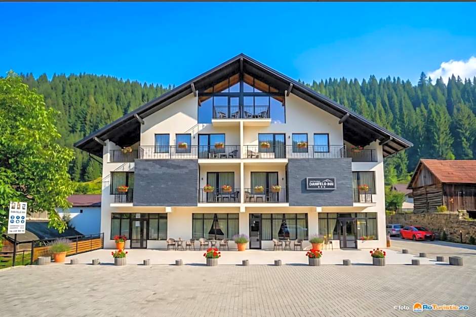 Photo 1 of 50 of Danifeld Inn