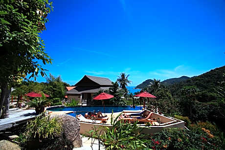 Luxury One-Bedroom Apartment