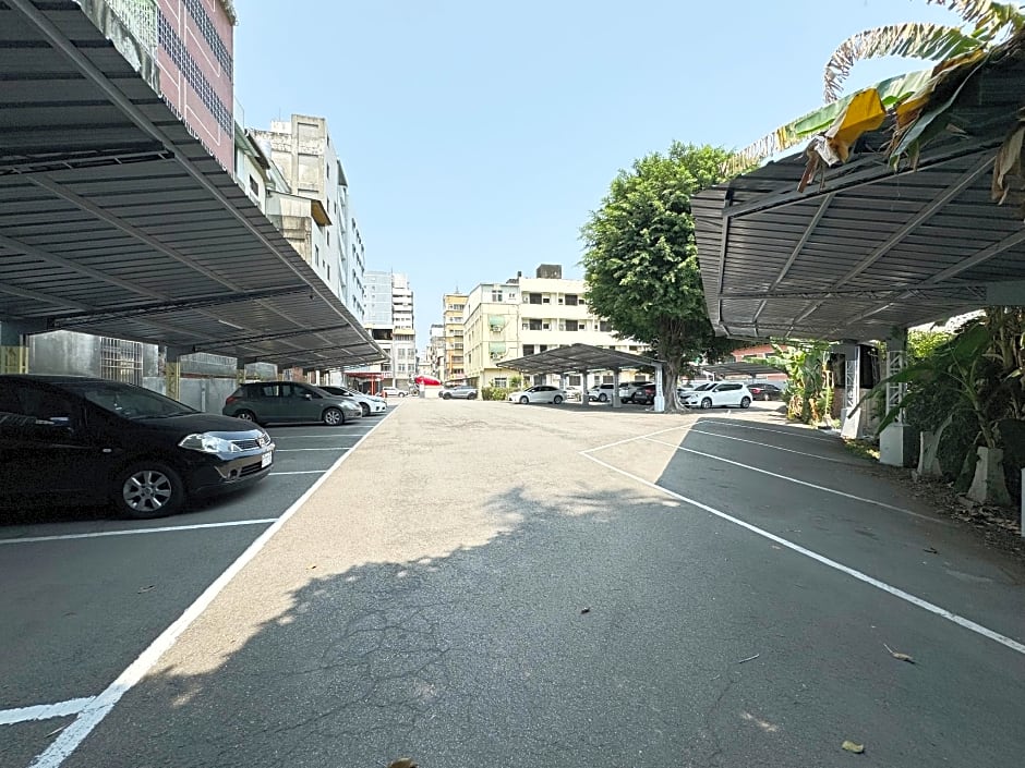 Ai-Lai Fashion Hotel