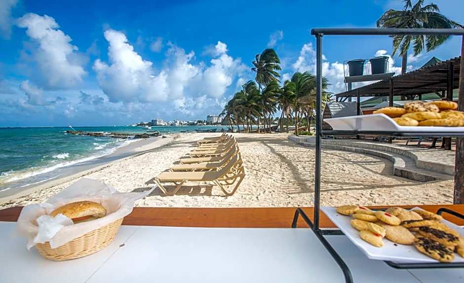 Hotel Decameron Maryland All Inclusive