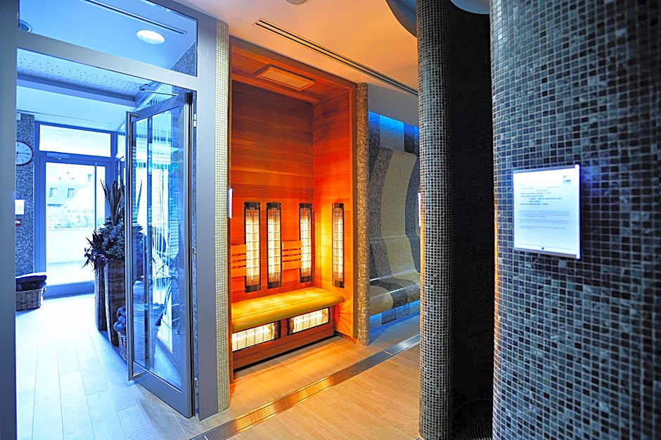 HOTEL PECR WELL