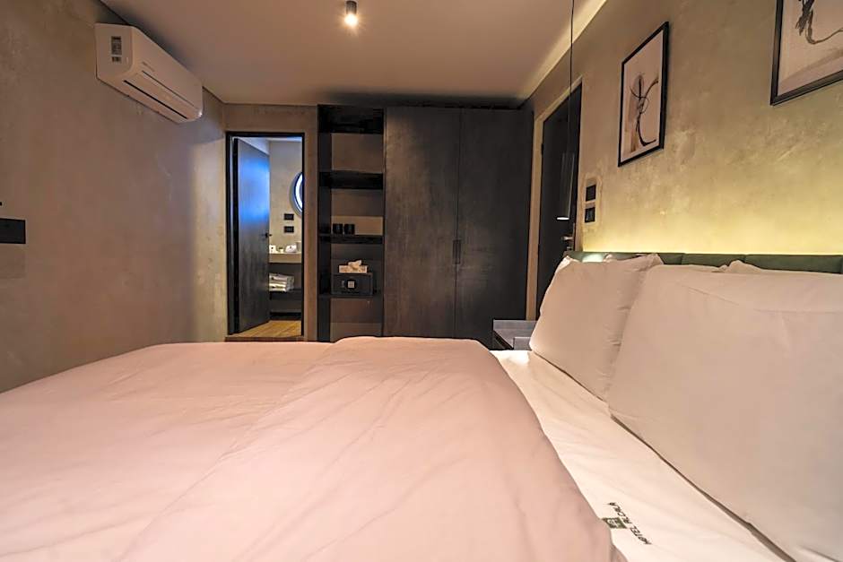 Hotel Alcala Expo