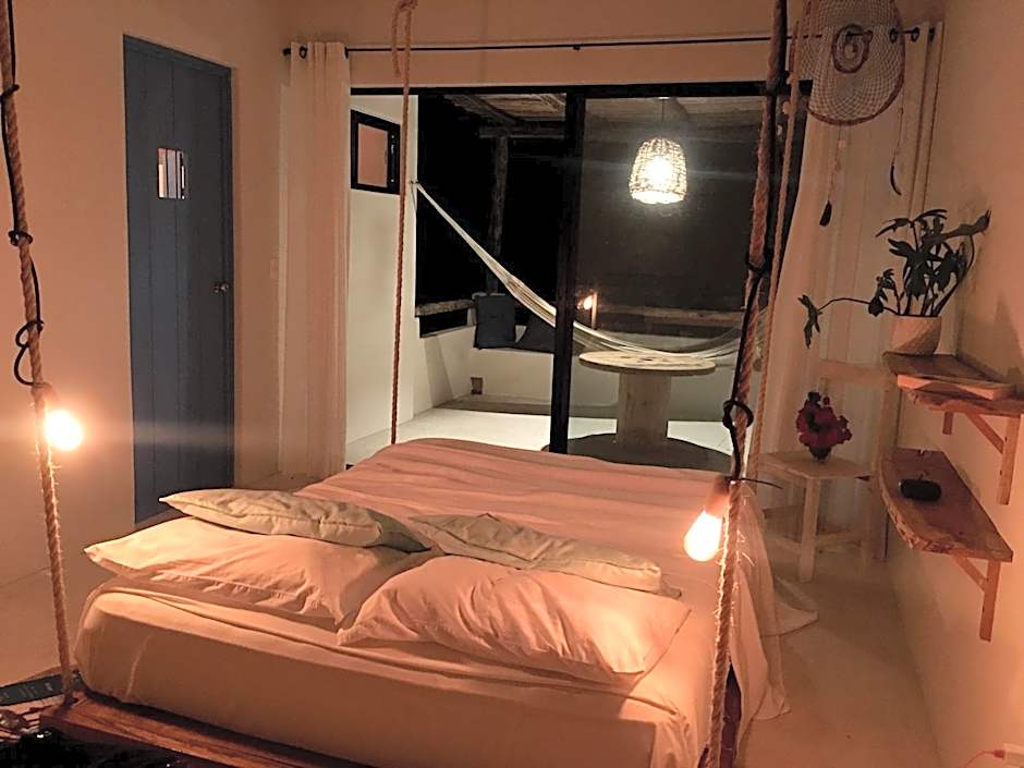 LunArena Barefoot Hotel