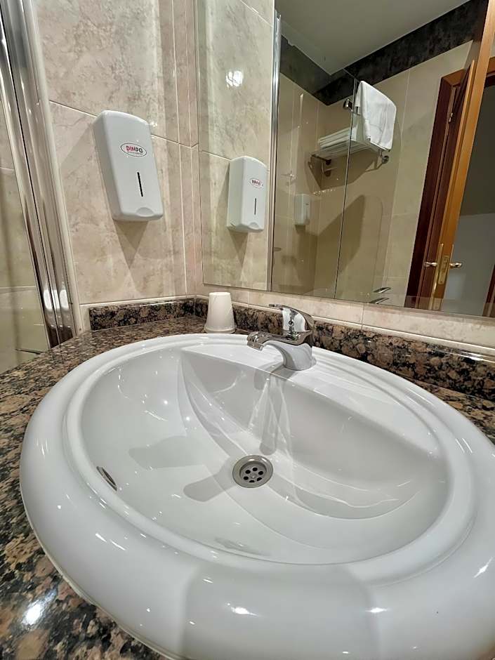 Hotel Humanes