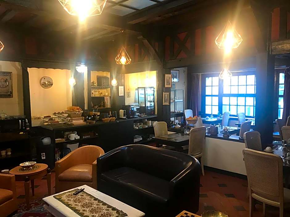 Hotel Morand (Pet-friendly)