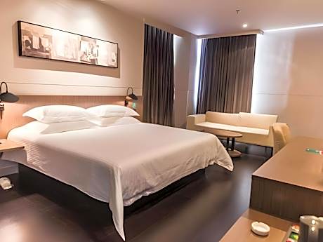 Jinjiang Inn Select Hohhot Chengjisihan Square Metro Station