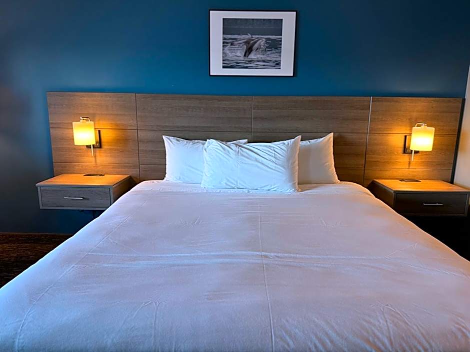 Anchor Inn and Suites