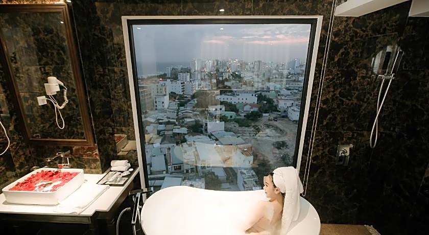 Adaline Hotel & Suite