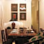 Riad Le J