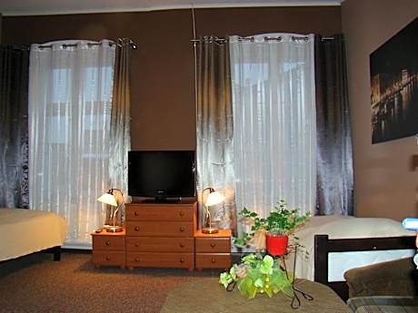 Deluxe Double Room with Private Bathroom