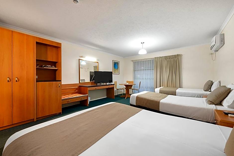 Pegasus Motor Inn and Serviced Apartments