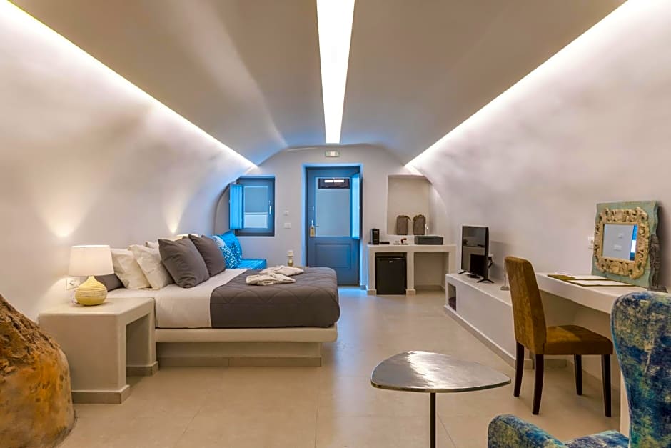 TRAMONTO SECRET VILLAS