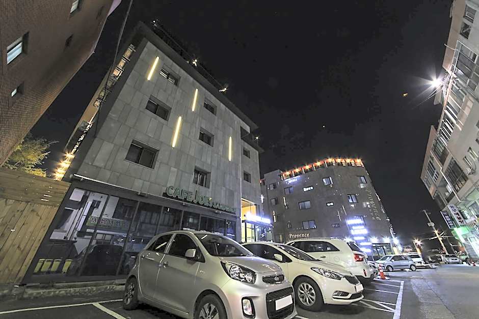 Louis Hotel Gangneung