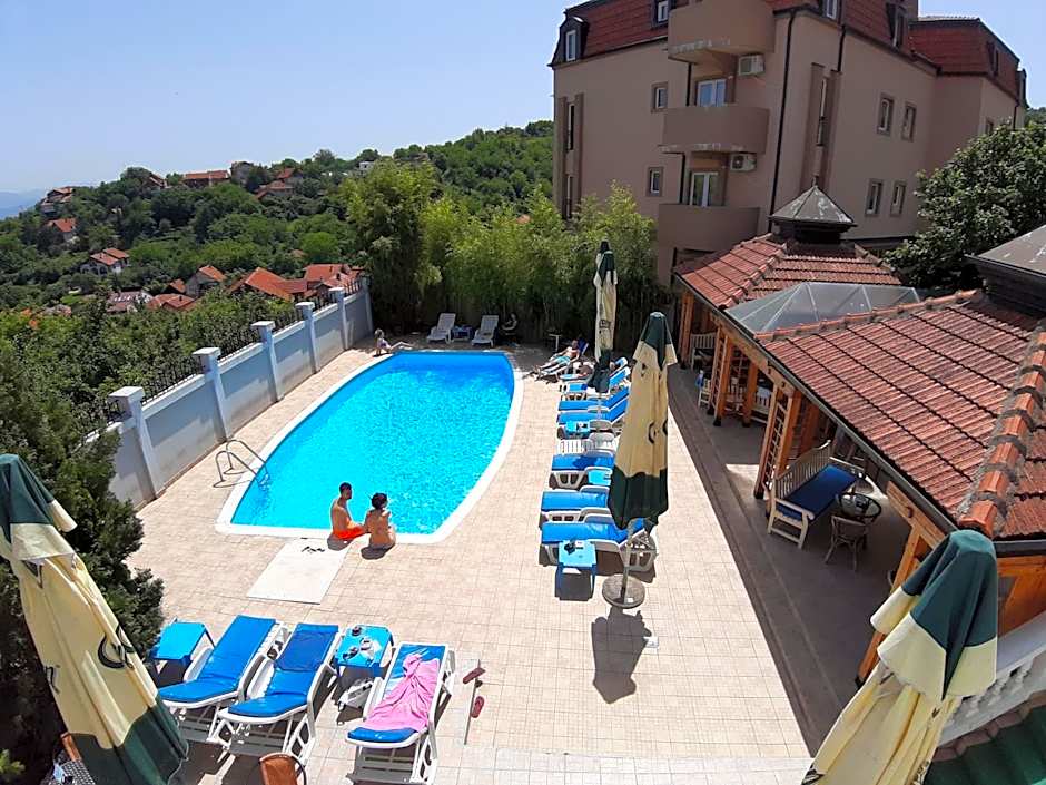 Garni Hotel Panorama Lux