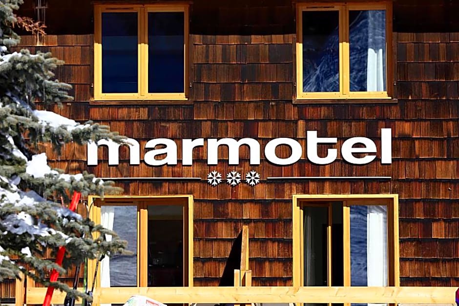 SOWELL COLLECTION Marmotel